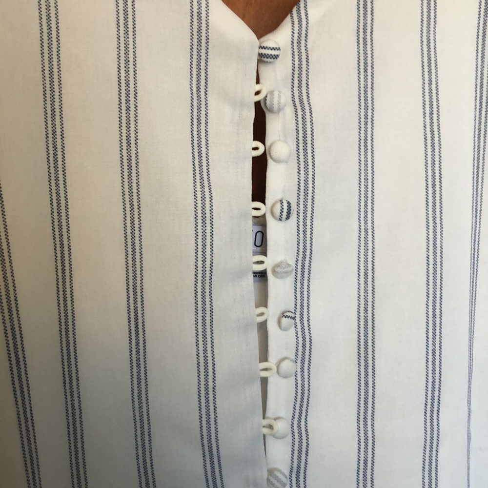 Tobi Romper - Picture 2 of 4